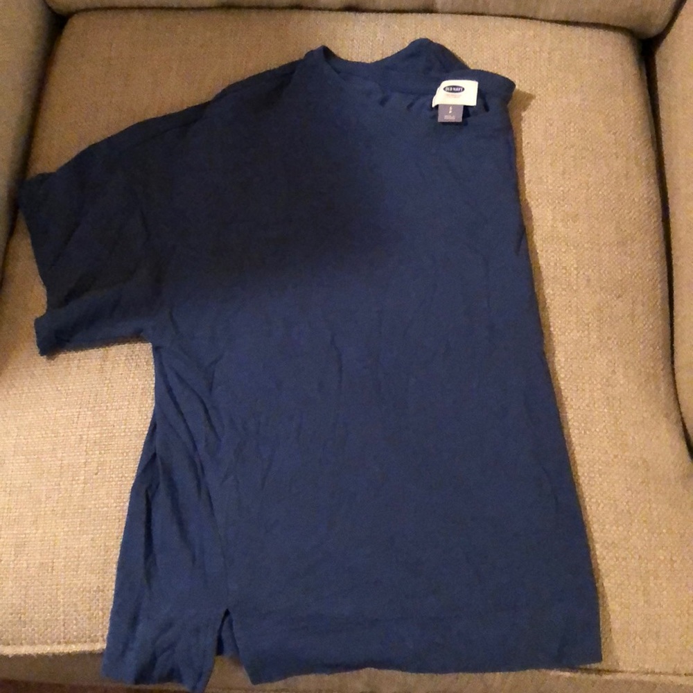 Old Navy basic cropped t shirt - small